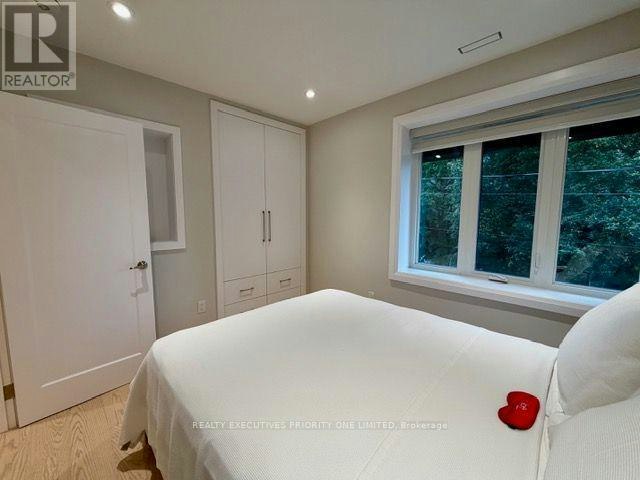 2ND FLOOR-10 Lascelles Boulevard, Toronto, ON, M4V 2B5 - 18