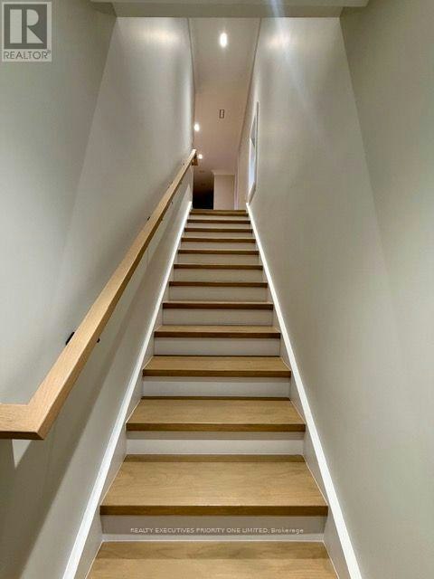 2ND FLOOR-10 Lascelles Boulevard, Toronto, ON, M4V 2B5 - 3