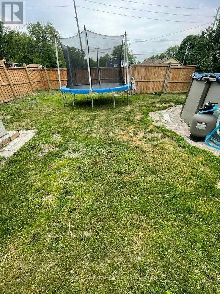 UPPER-131 John Street E, Whitby, ON, L1N 2T4 - 25