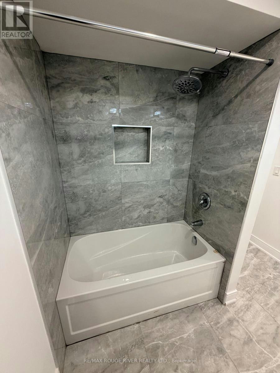 UPPER-131 John Street E, Whitby, ON, L1N 2T4 - 16