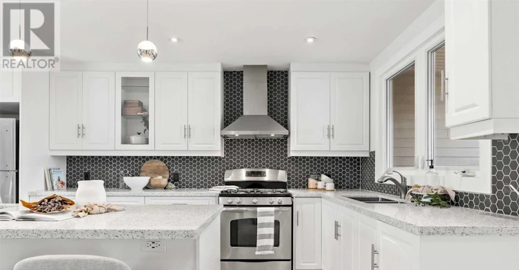 UPPER-131 John Street E, Whitby, ON, L1N 2T4 - 4