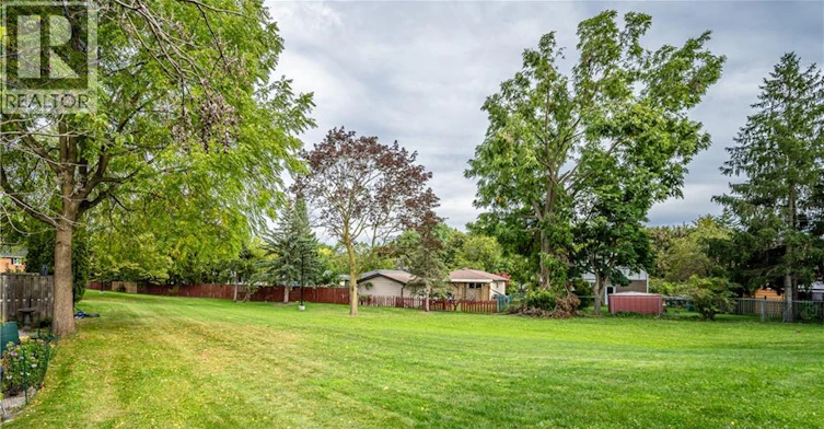 2-407 Keats Way, Waterloo, ON, N2L 5S7 - 23
