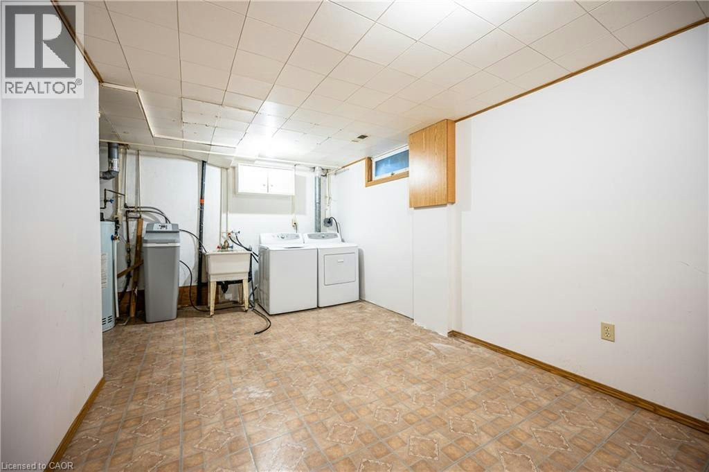 2-407 Keats Way, Waterloo, ON, N2L 5S7 - 21