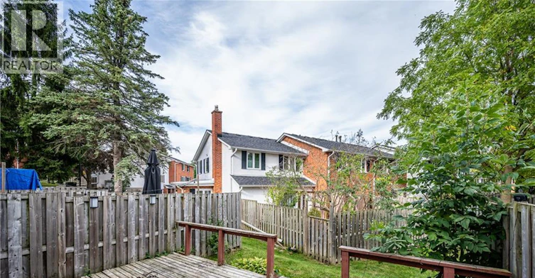 2-407 Keats Way, Waterloo, ON, N2L 5S7 - 22
