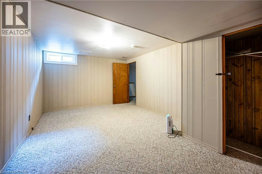 2-407 Keats Way, Waterloo, ON, N2L 5S7 - 20