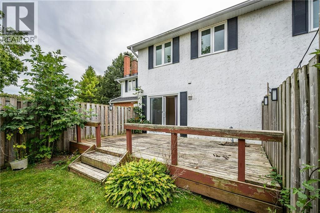2-407 Keats Way, Waterloo, ON, N2L 5S7 - 24