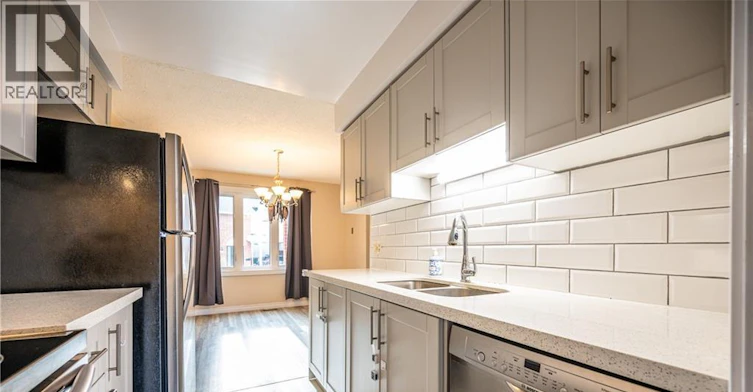 2-407 Keats Way, Waterloo, ON, N2L 5S7 - 10