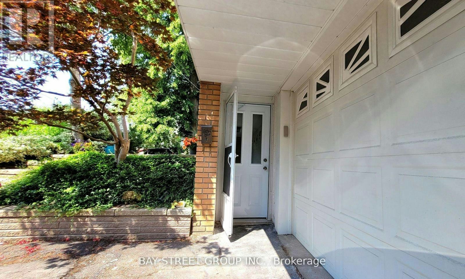 LOWER-37 Sir Bodwin Place, Markham, ON, L3P 2X7 - 2
