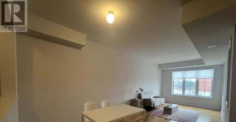 31 Jaffna Lane, Markham, ON, L6C 0X7 - 2