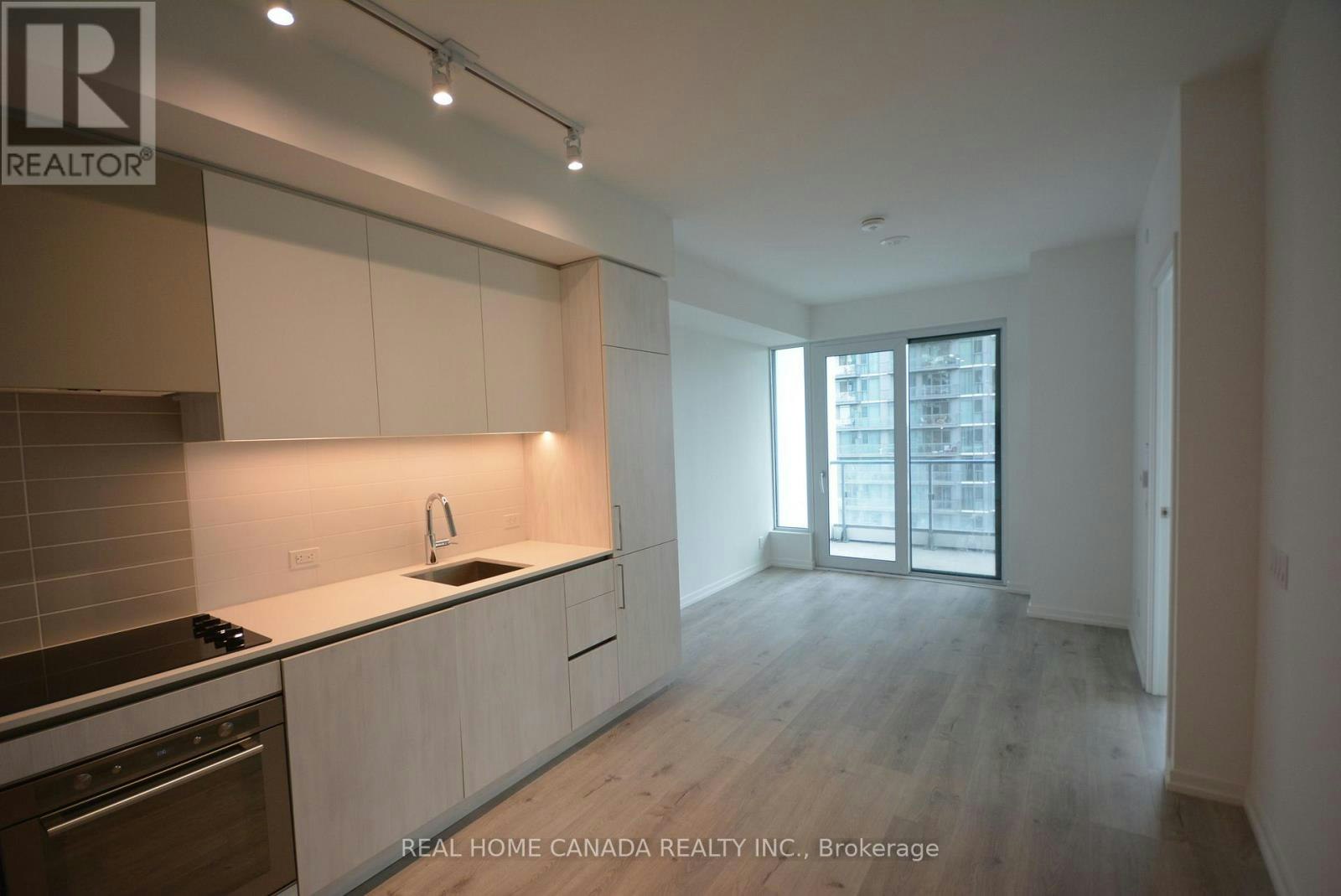1811-7890 Jane Street, Vaughan, ON, L4K 0K9 - 4