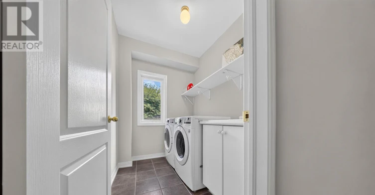 86 Beare Trail, Newmarket, ON, L3X 3B3 - 9