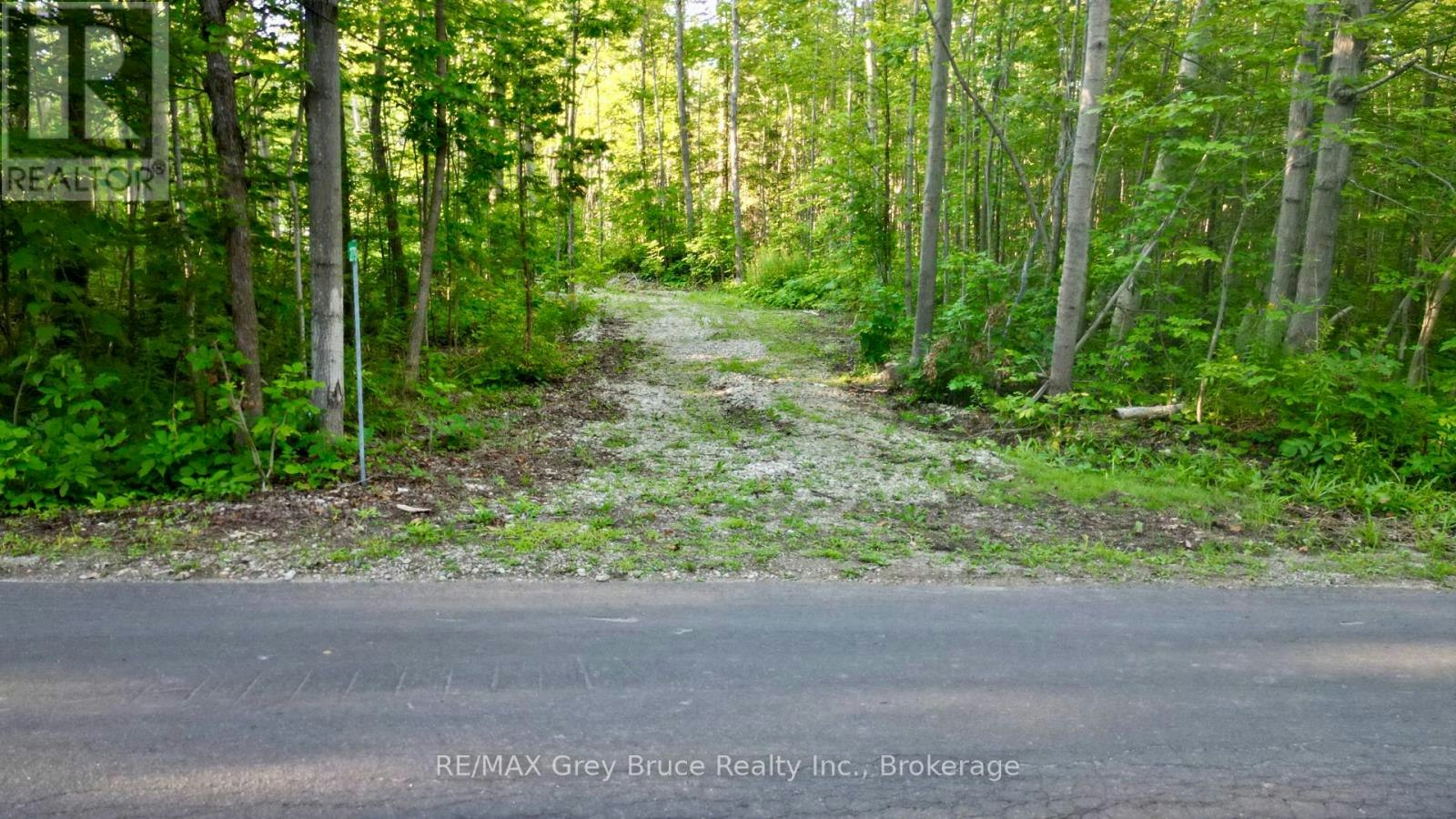 279 Barney's Boulevard, Northern Bruce Peninsula, ON, N0H 1Z0