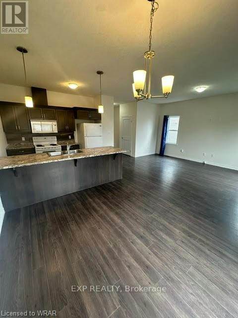 UPPER-25 Kendell Lane, Ingersoll, ON, N5C 3J1 - 3