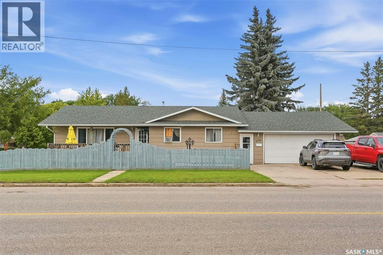 234 Winnipeg Avenue S, Saskatoon, SK, S7M 3M2