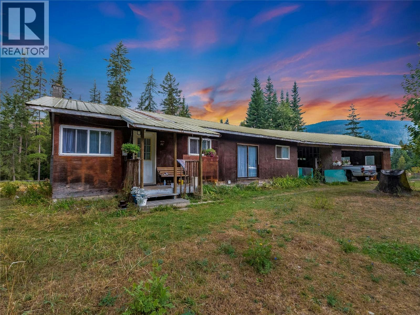 4604 Blewett Road, Nelson, BC, V1L 6X4