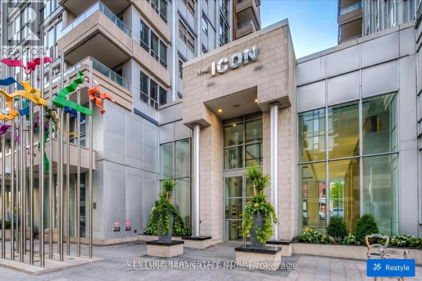431-250 Wellington Street W, Toronto, ON, M5V 3P6