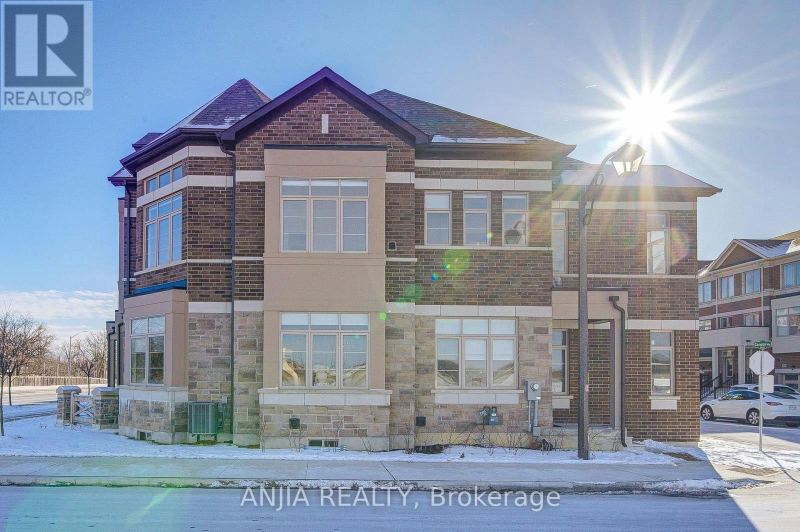 111 Carneros Way, Markham, ON, L6B 1R2