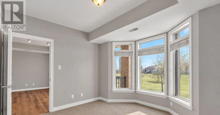 206-805 Beauparc Drive, Ottawa, ON, K1J 0B6 - 13
