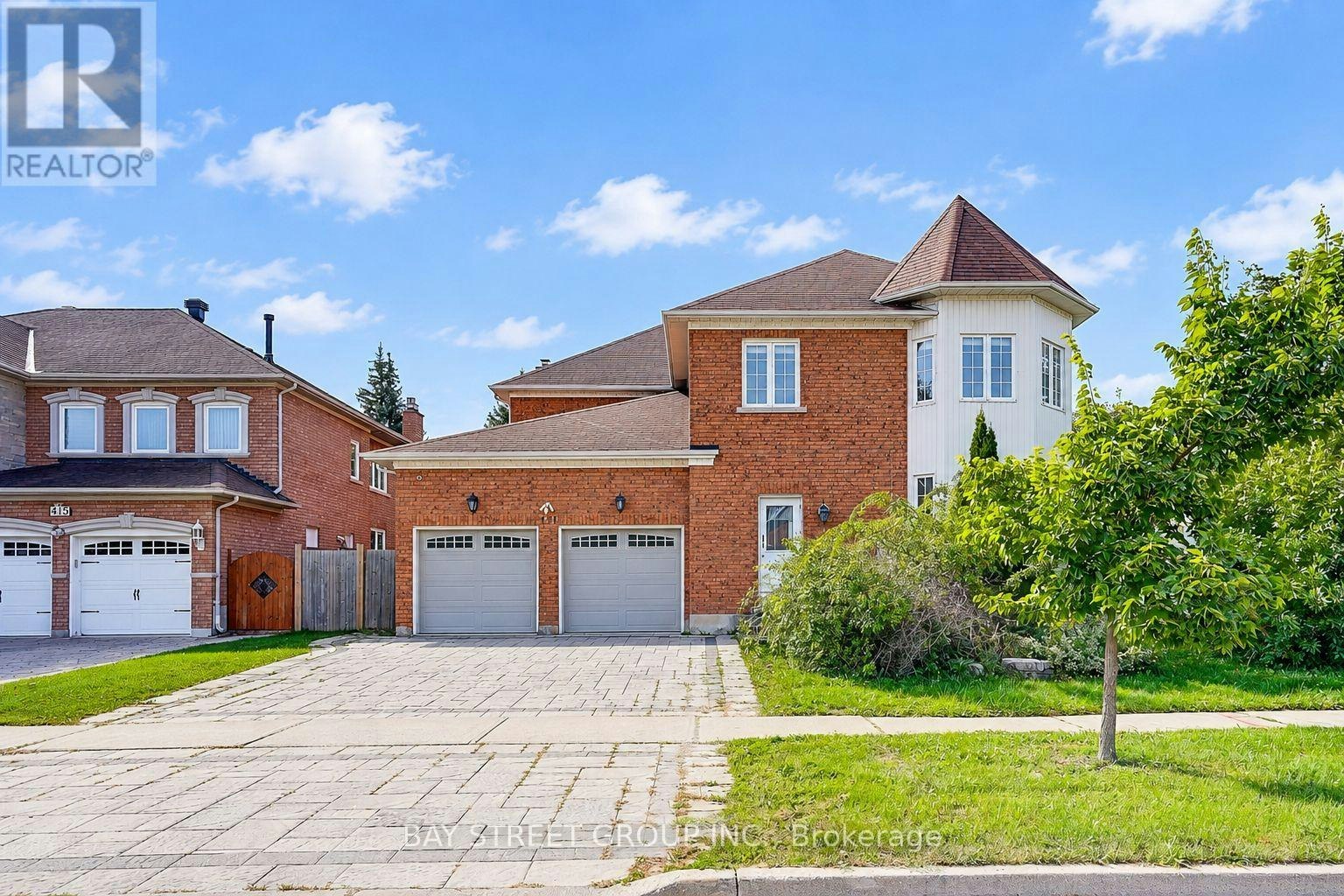 411 Weldrick Road E, Richmond Hill, ON, L4B 2M8