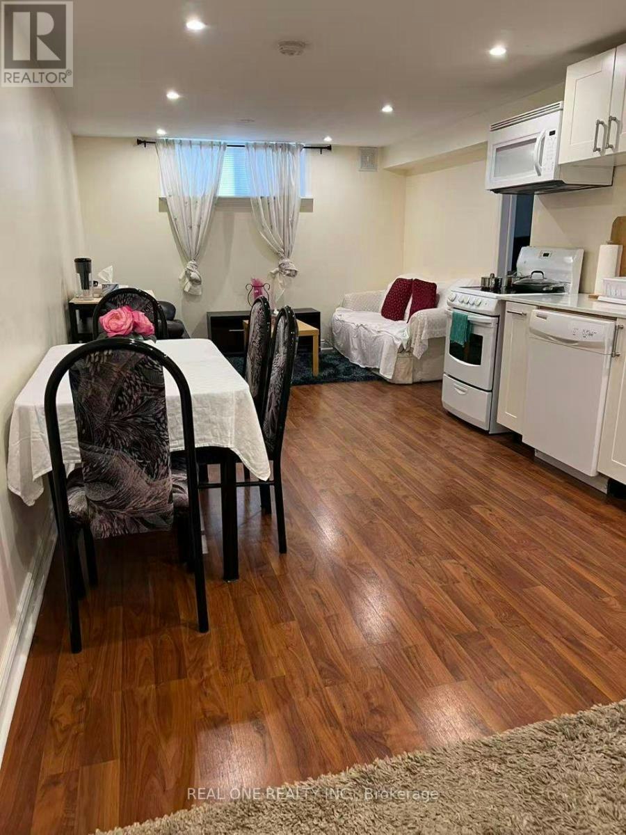 BSMT-58 Sewell Drive, Oakville, ON, L6H 1C5 - 2