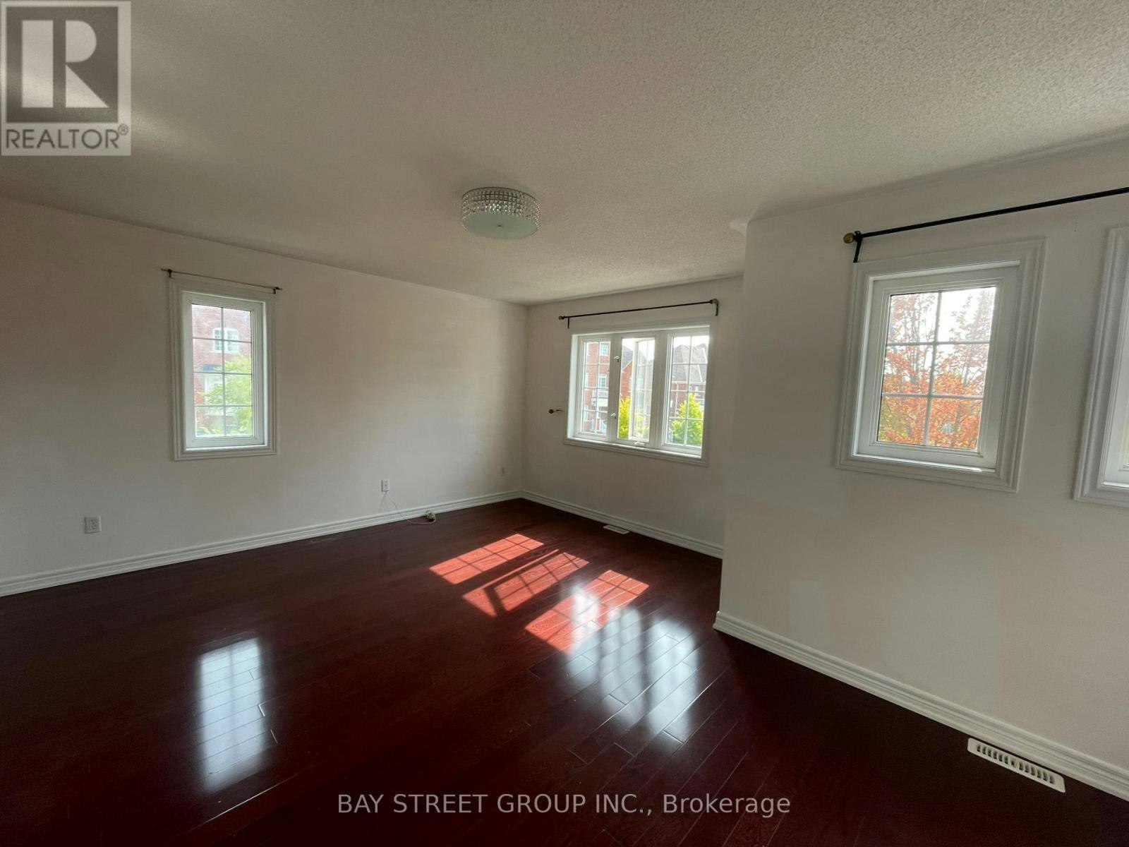 2 Willow Trail Road, Markham, ON, L6E 1V2