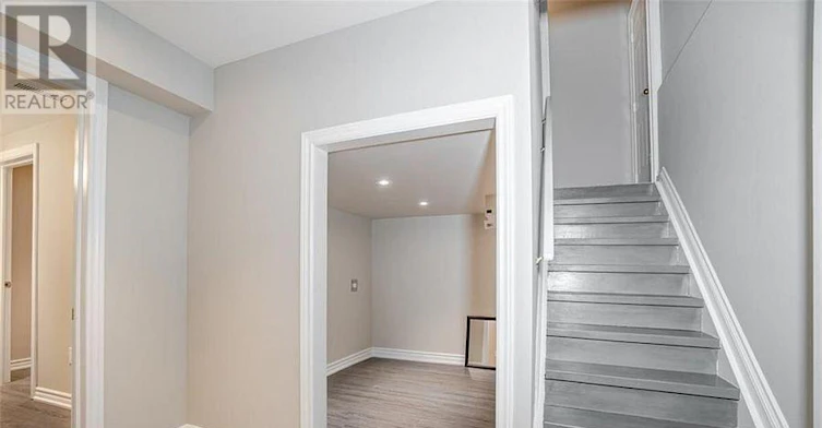3265 Topeka Drive, Mississauga, ON, L5M 7V1 - 3