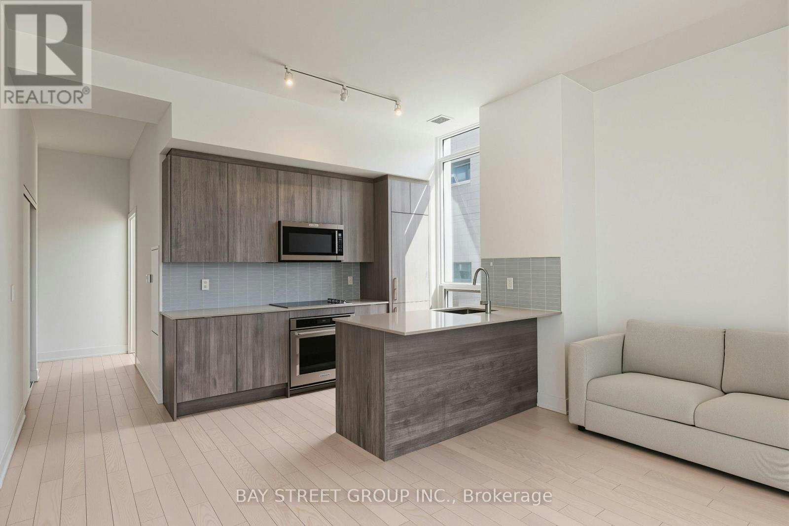 203-181 Bedford Road, Toronto, ON, M5R 0C2 - 8