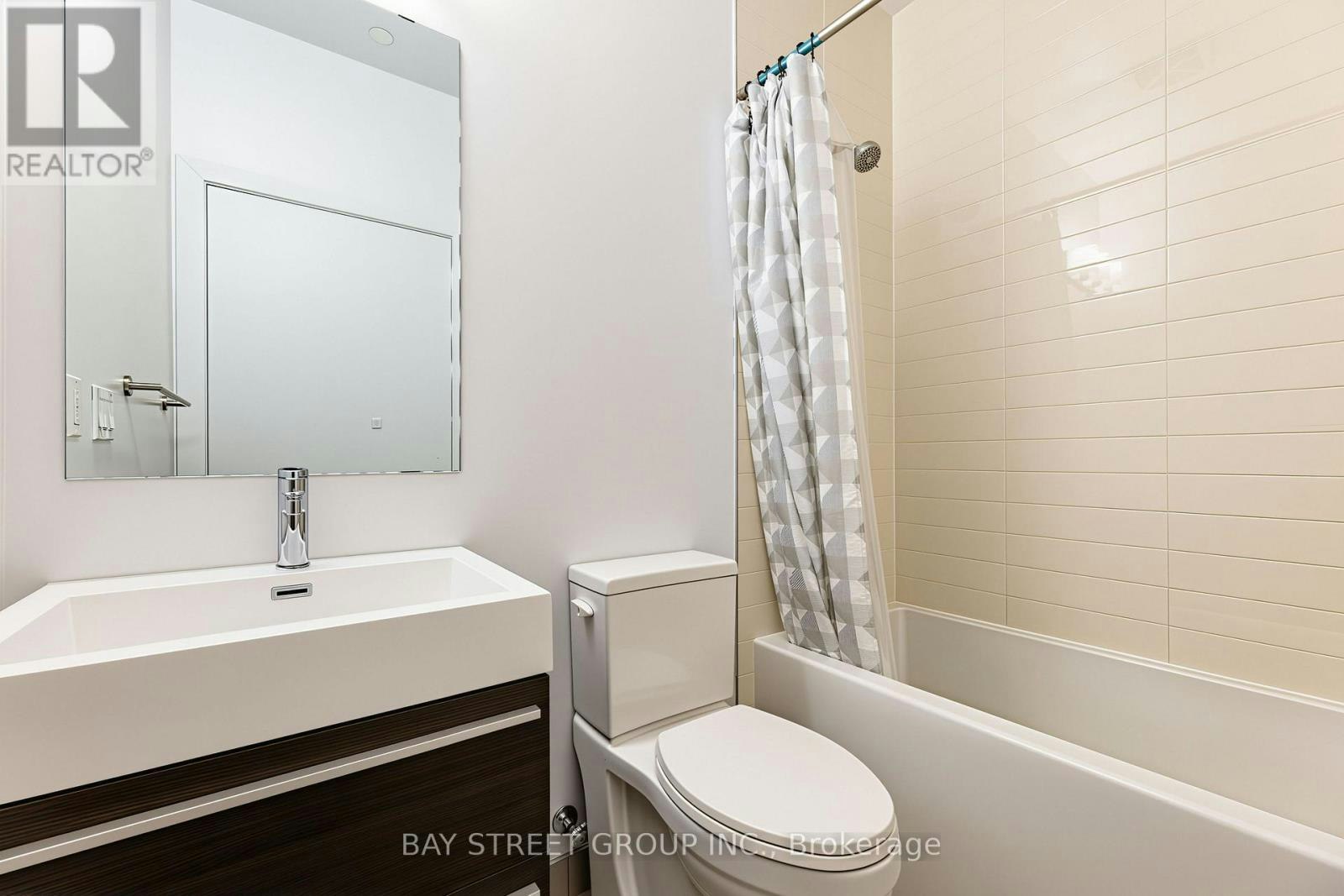 203-181 Bedford Road, Toronto, ON, M5R 0C2 - 14