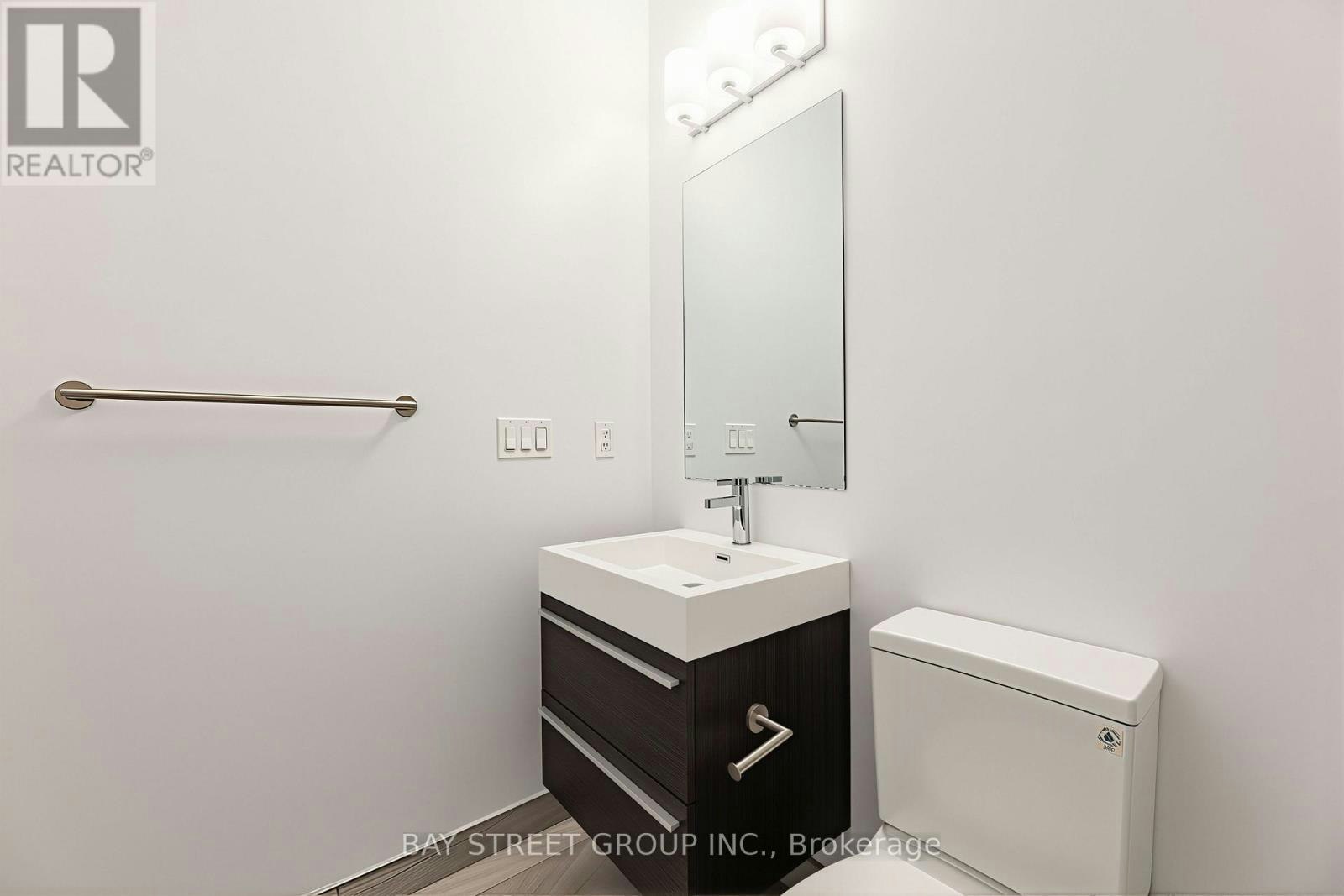 203-181 Bedford Road, Toronto, ON, M5R 0C2 - 10
