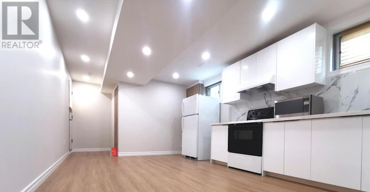 119 Shawnee Circle, Toronto, ON, M2H 2X9 - 4