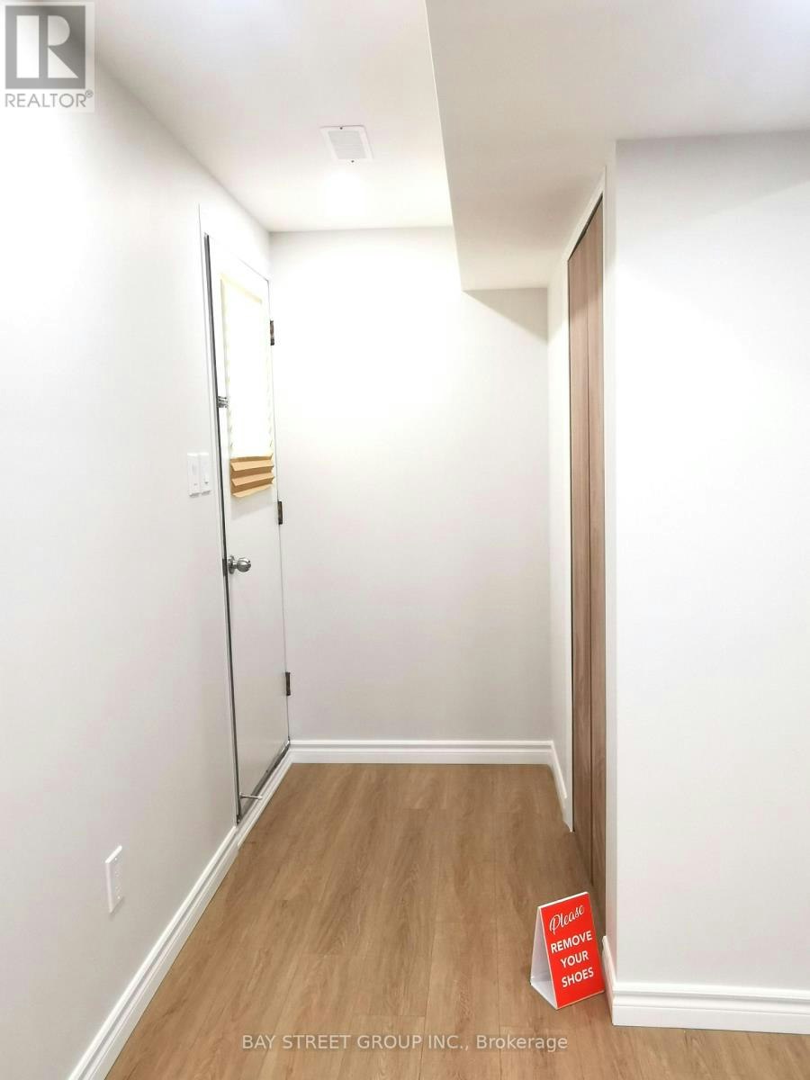 119 Shawnee Circle, Toronto, ON, M2H 2X9 - 2