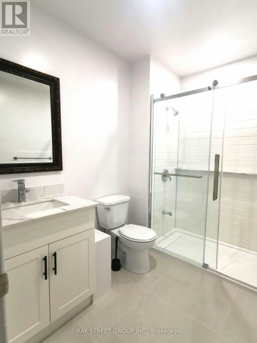 119 Shawnee Circle, Toronto, ON, M2H 2X9 - 18