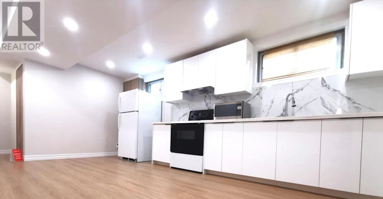 119 Shawnee Circle, Toronto, ON, M2H 2X9 - 5