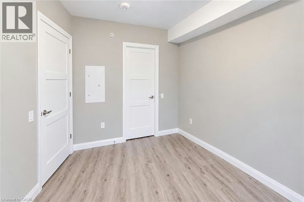909-93 Arthur Street S, Guelph, ON, N1E 0T3 - 9