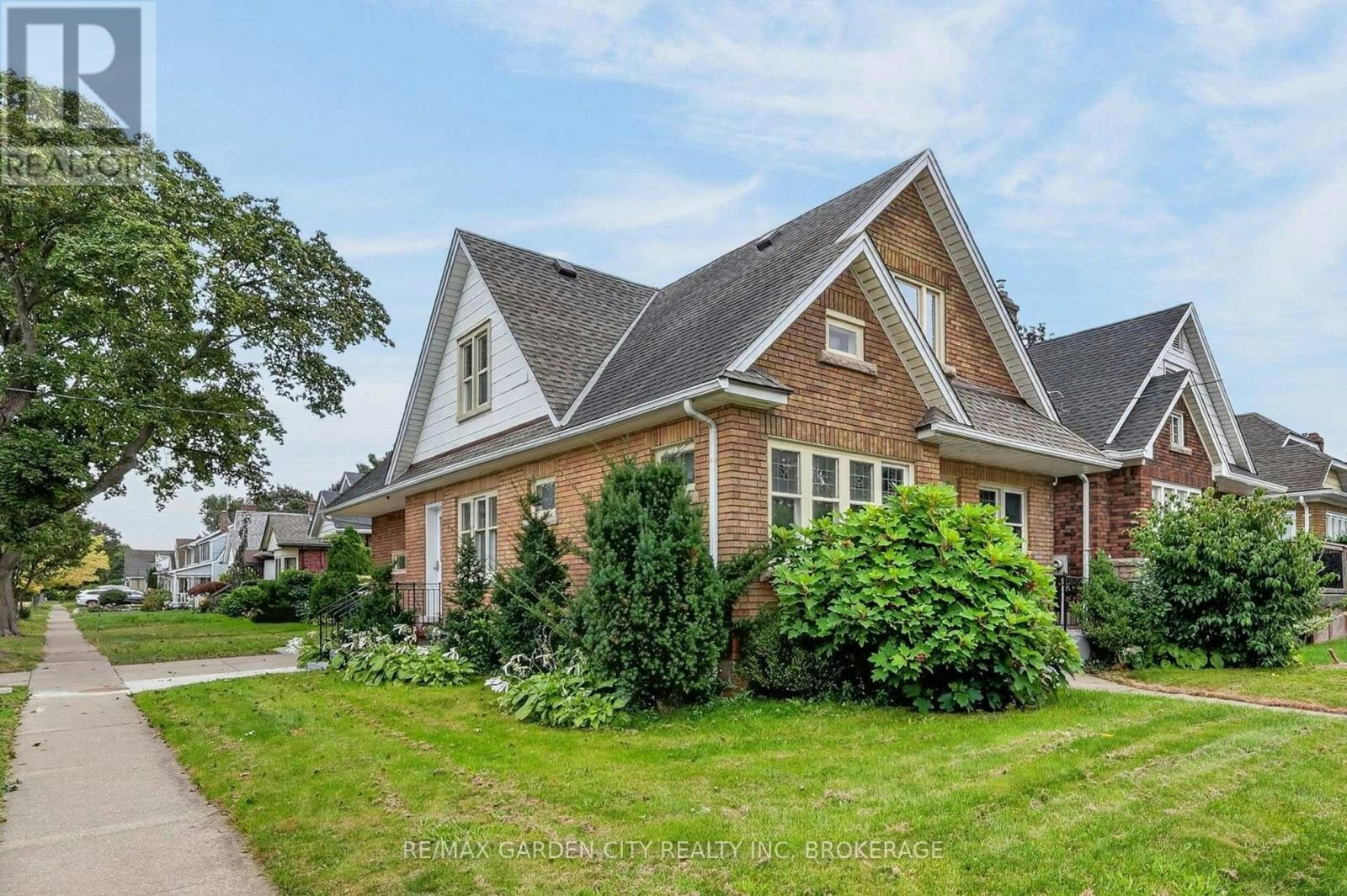 74 Wiley Street, St. Catharines, ON, L2R 4G6