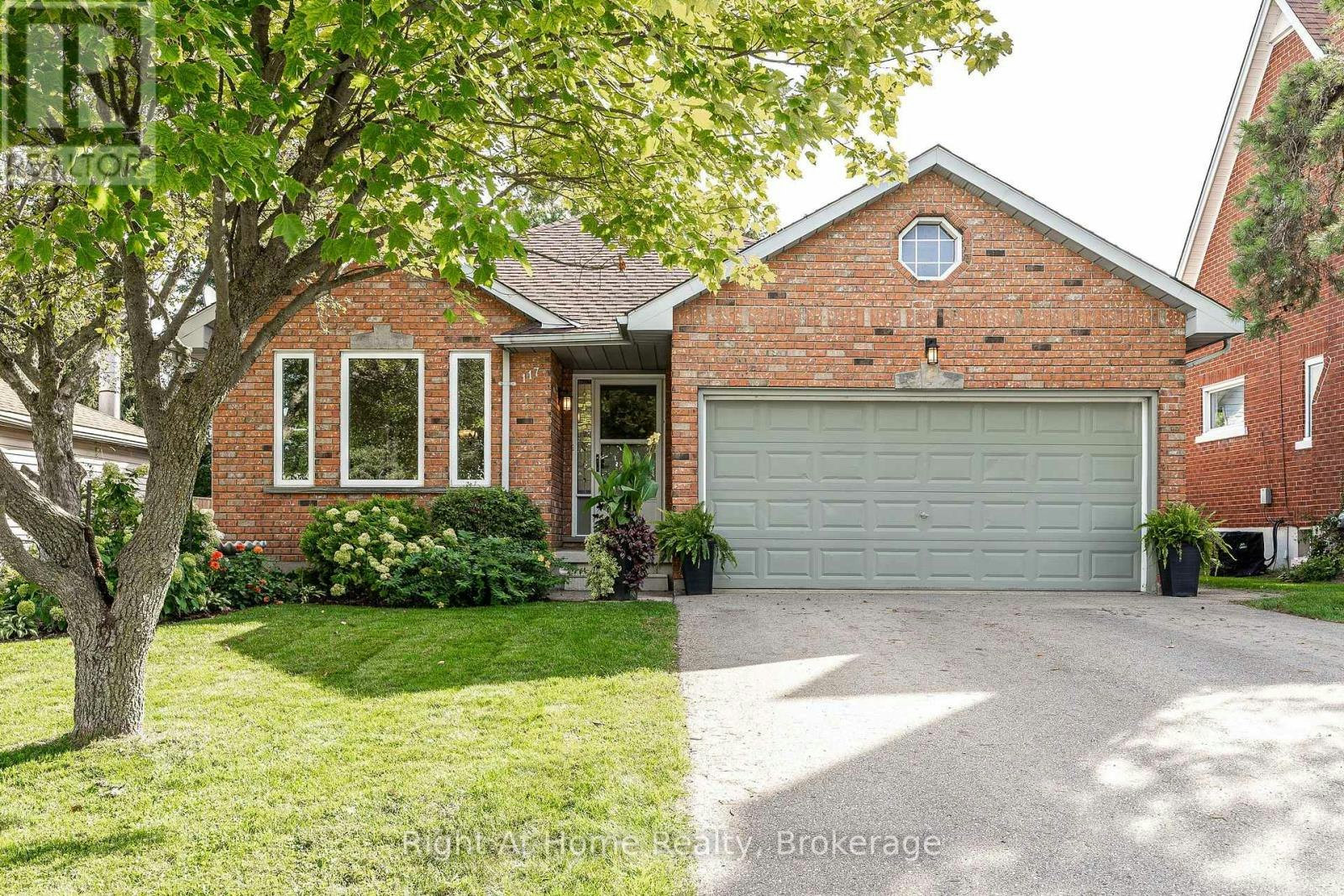 117 Pleasant Drive, Stratford, ON, N5A 4X5