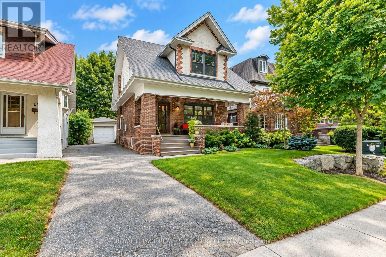 21 Eastbourne Crescent, Toronto, ON, M8V 1W5