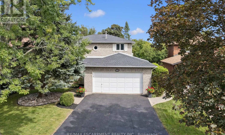 2203 Robin Drive