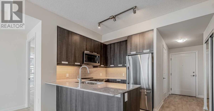 609-65 Watergarden Drive, Mississauga, ON, L5R 0G9 - 9