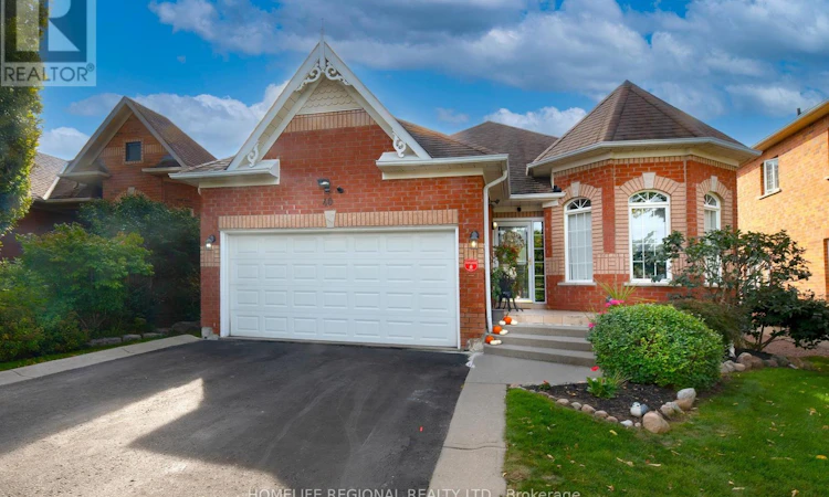 40 Arnold Crescent