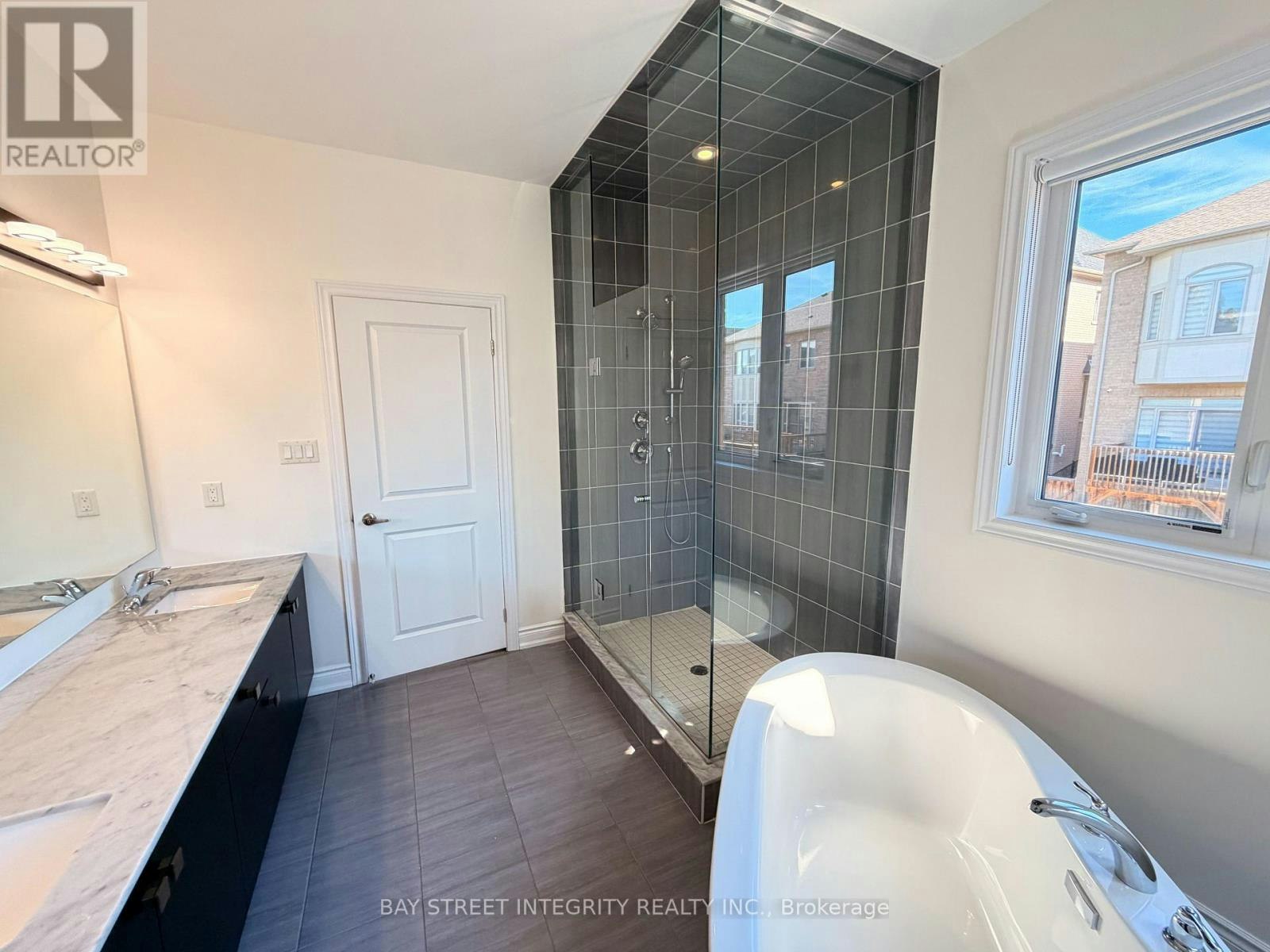 61 Cannes Avenue, Vaughan, ON, L4H 4P8 - 17