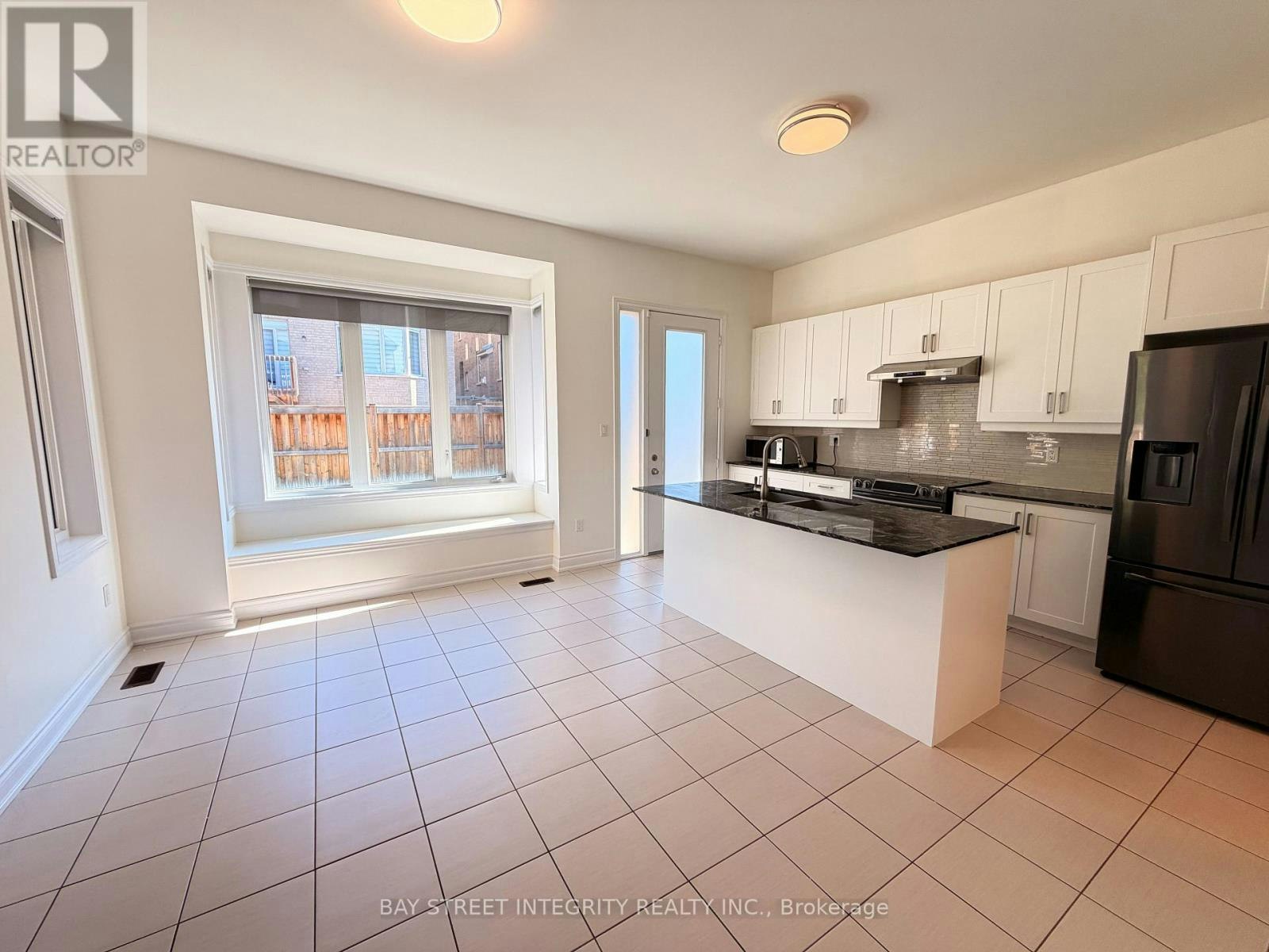 61 Cannes Avenue, Vaughan, ON, L4H 4P8 - 5