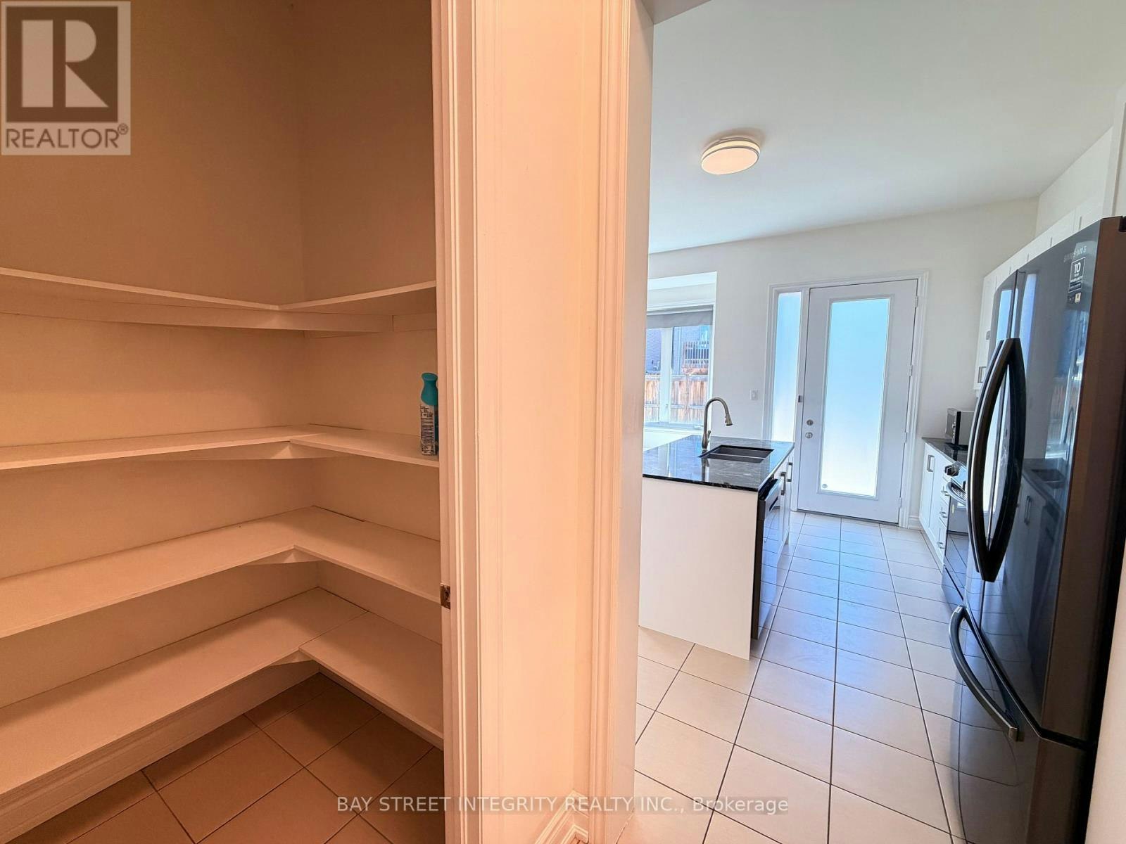 61 Cannes Avenue, Vaughan, ON, L4H 4P8 - 6