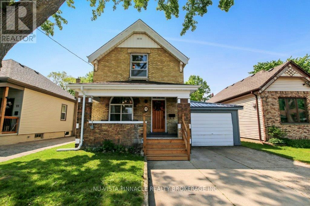 9 Sycamore Street, London, ON, N5Z 1K6
