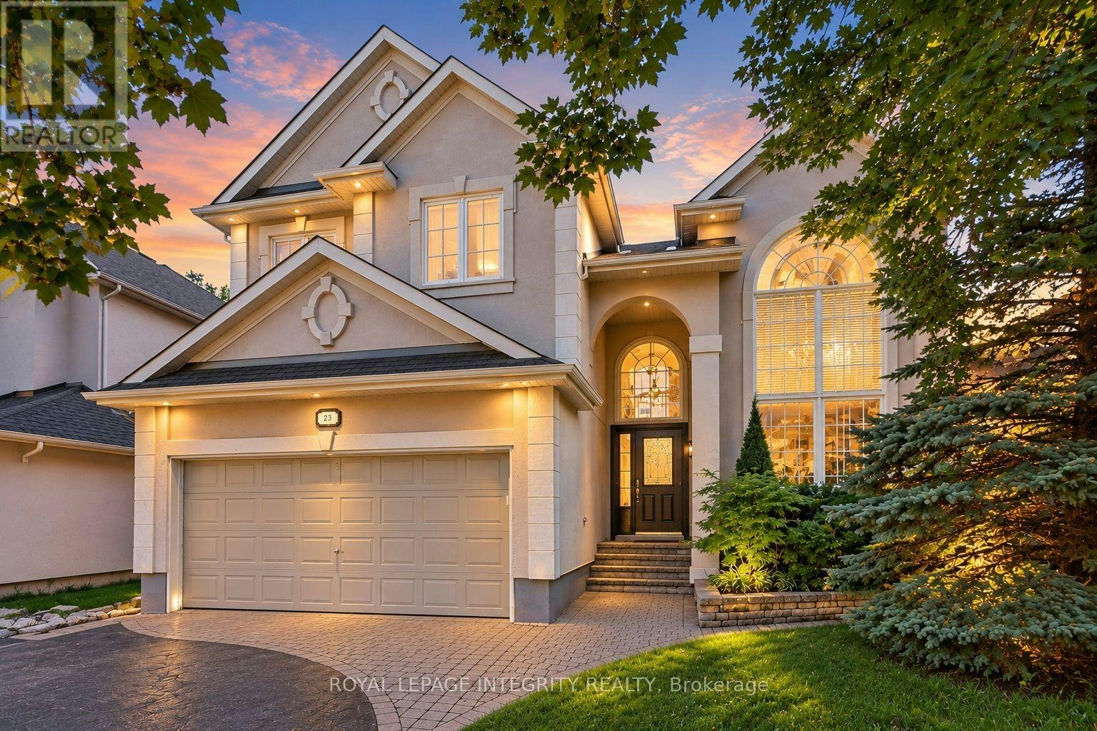 92 Broughton Street, Ottawa, ON, K2K 3N4