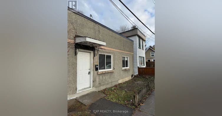 19 Loyer Street, Ottawa, ON, K1L 5V9 - 2