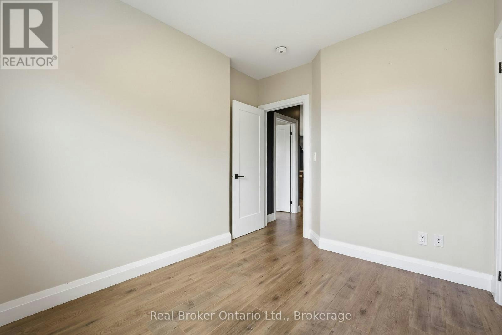 2-58 Rosslyn Avenue N, Hamilton, ON, L8L 7P4 - 20