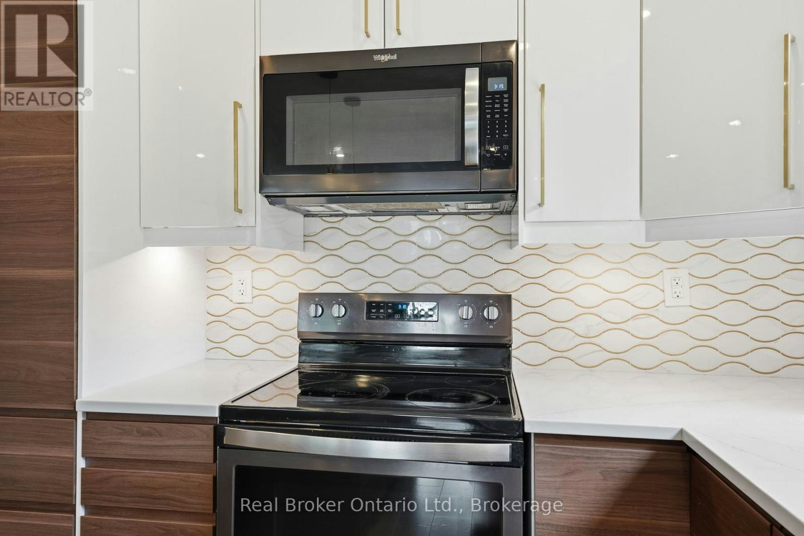 2-58 Rosslyn Avenue N, Hamilton, ON, L8L 7P4 - 9
