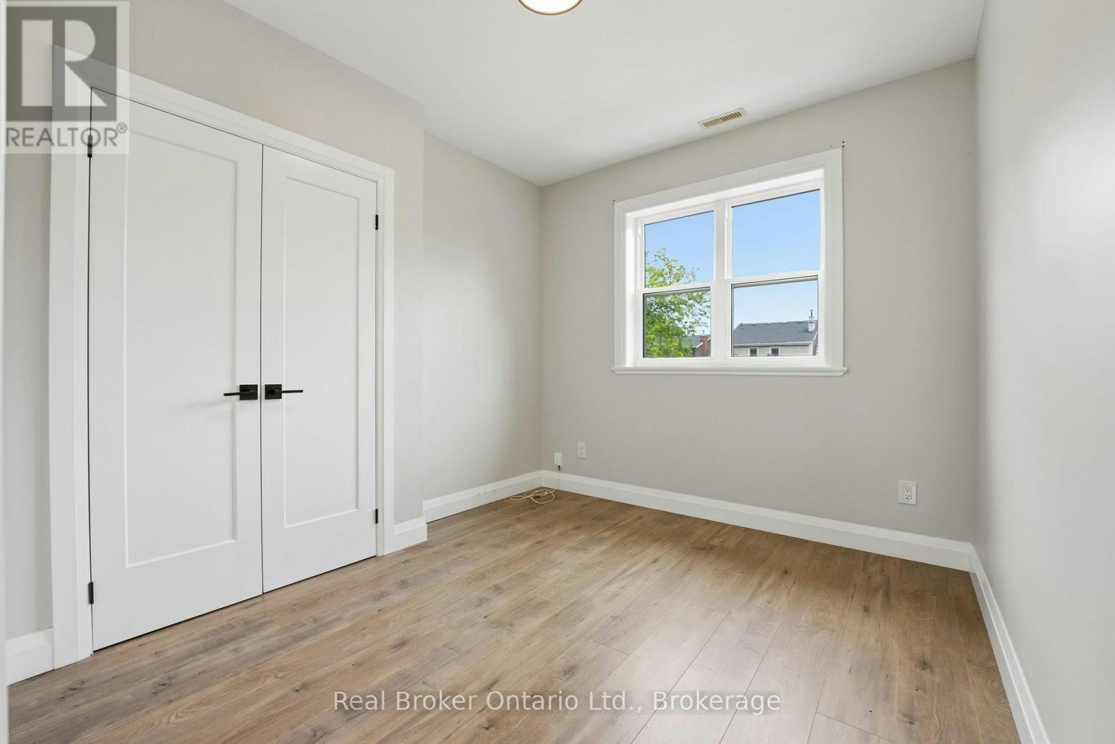 2-58 Rosslyn Avenue N, Hamilton, ON, L8L 7P4 - 19