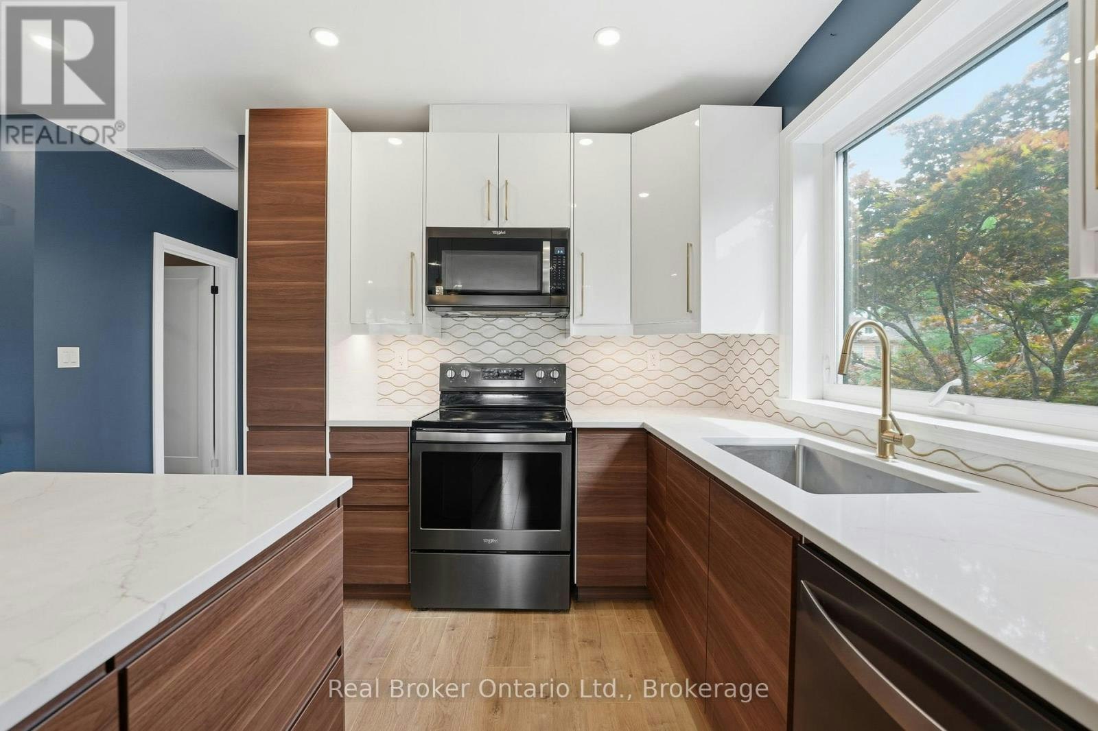 2-58 Rosslyn Avenue N, Hamilton, ON, L8L 7P4 - 8